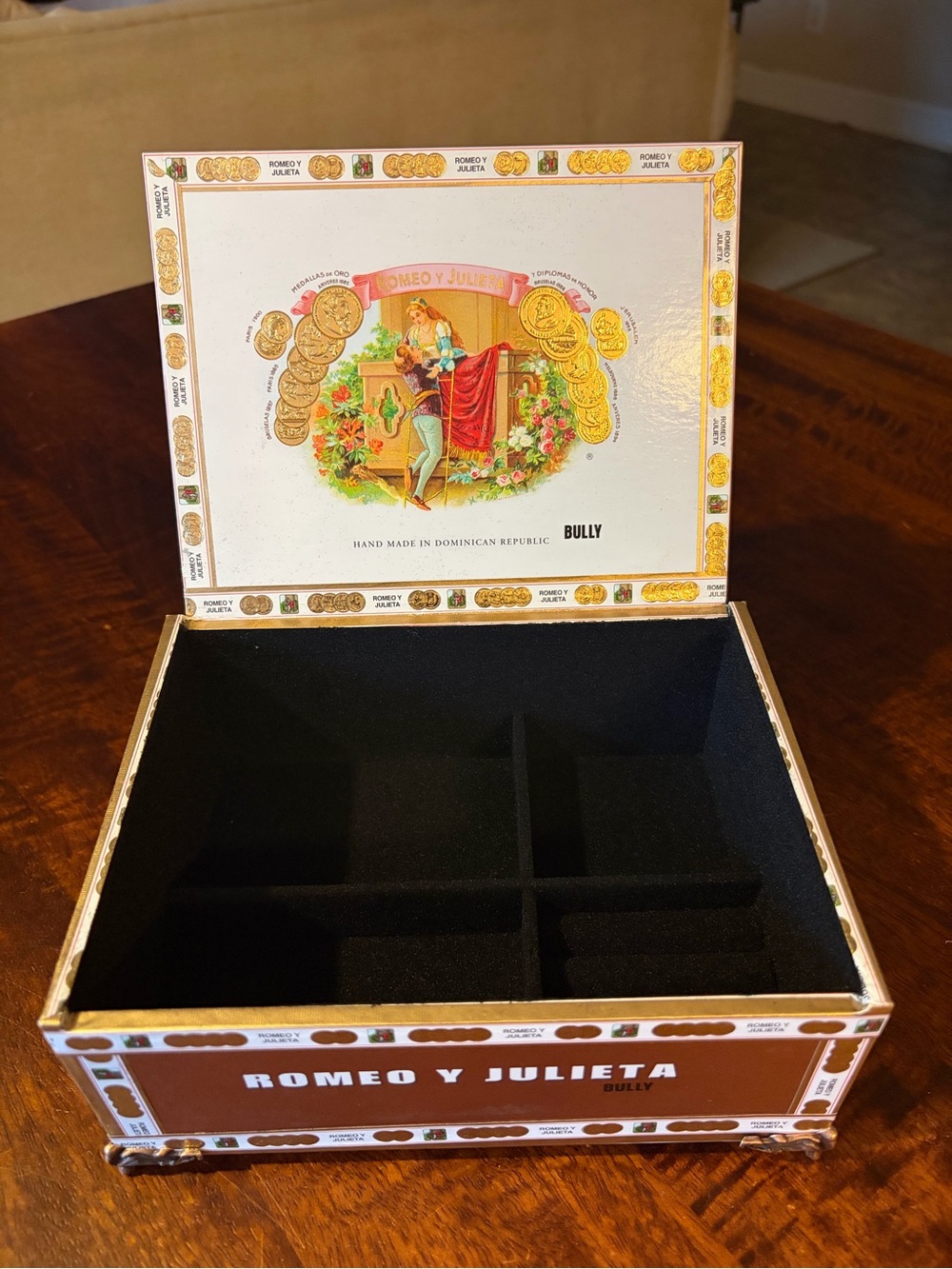 Upcycled Romeo y Julieta Bully Cigar Box Jewelry Organizer Black Brown and Gold